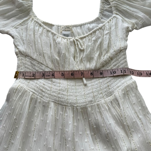 L*SPACE Cassidy Dress Anthropologie White Ruffle Long Sleeve Gold Medium Viscose - Picture 14 of 16